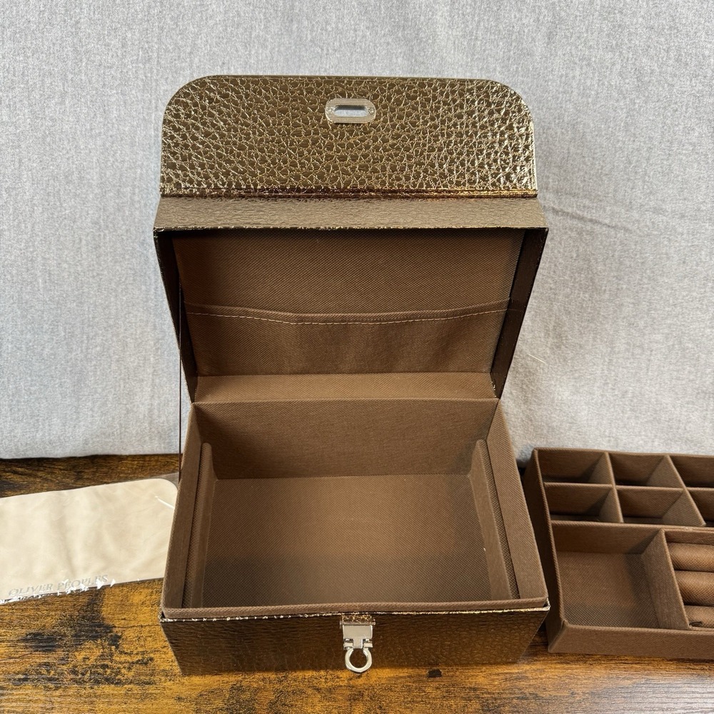Jewelry Travel Case‎ Organizer Box with Oliver Peoples dust cloth